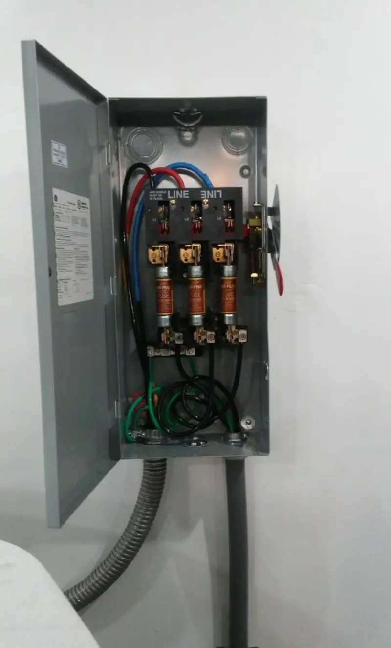 Three-phase disconnect switch installed for Smoke Detector Installation in Hollis